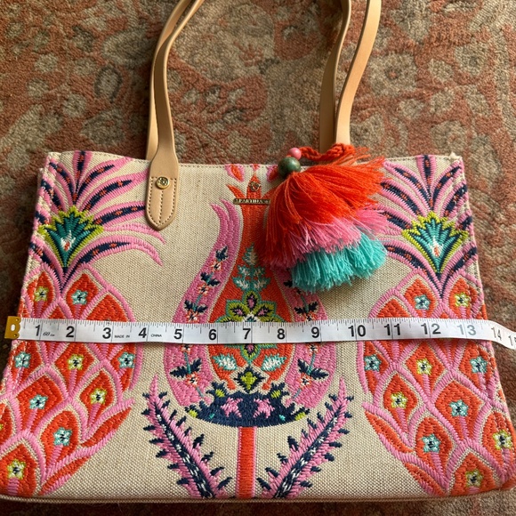 Spartina 449 Kaia Pineapple Box tote - Picture 11 of 13